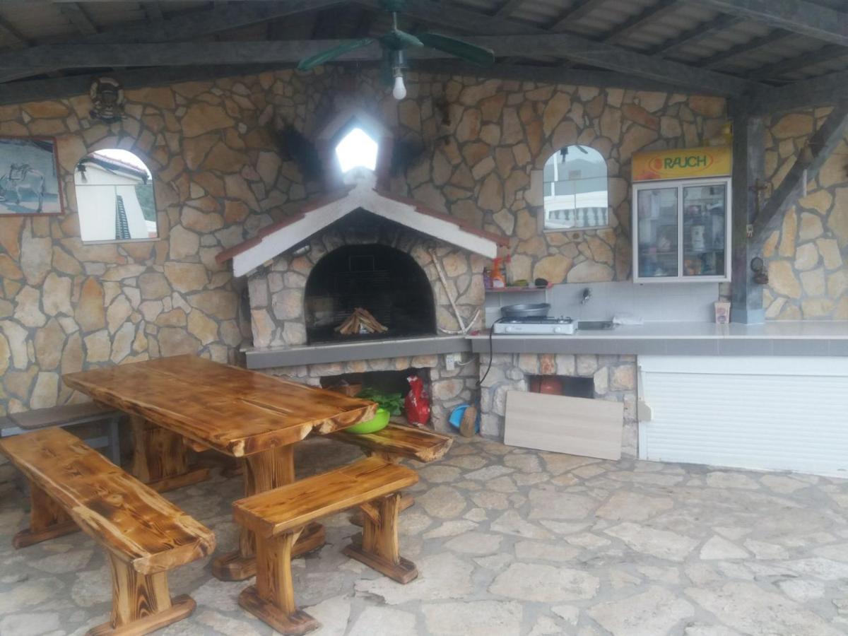 Villa Palfi Jezera Esterno foto