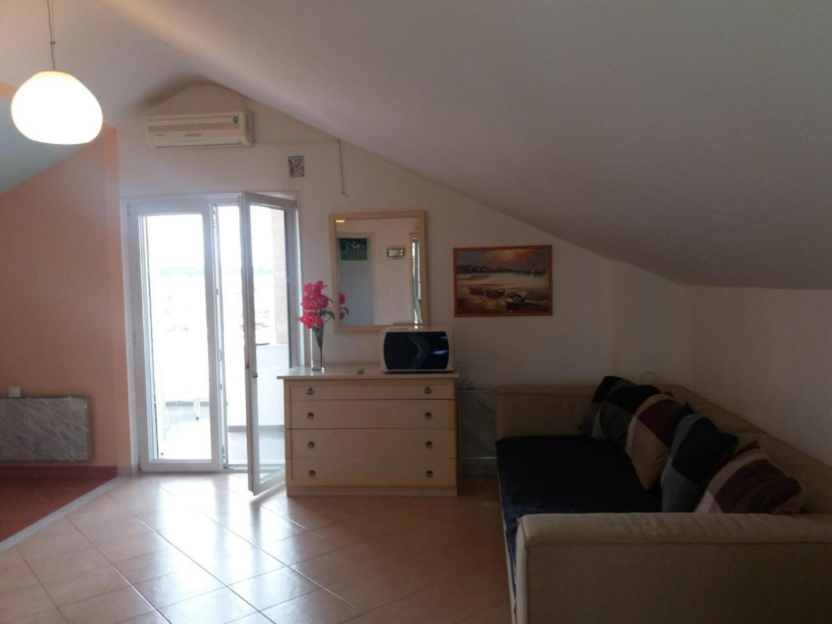 Villa Palfi Jezera Esterno foto